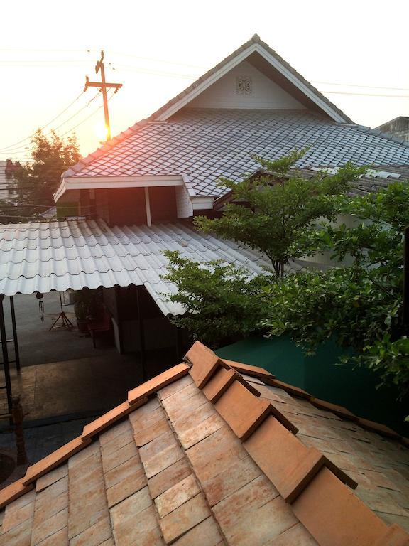 チエンマイ Green House Backpackerホステル エクステリア 写真